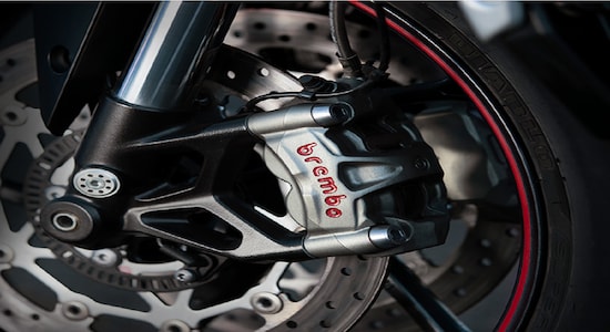 Triumph Street Triple RS launched in India: Check out the look and ...