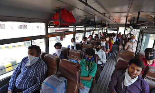 500 stranded students reach Delhi from Kota in 40 buses