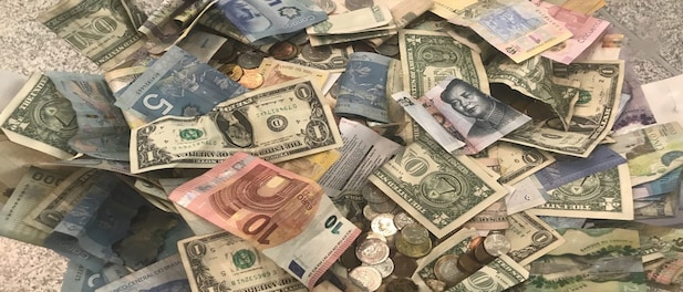 More trouble ahead for erratic emerging market currencies: Reuters poll