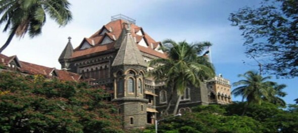PIL filed in Bombay HC challenging provision in Constitution allowing split, merger of political parties