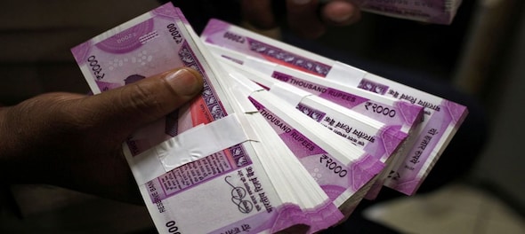 RBI announces no fresh supply of Rs 2,000 currency notes in FY22
