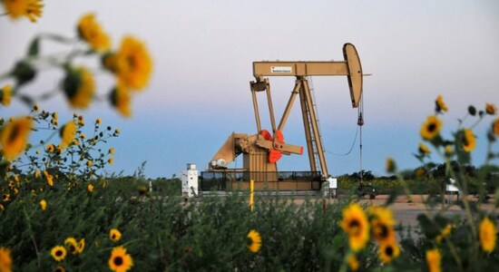 Commodities round-up: Crude oil price holds 7-year high; few dollars away from $100/bbl