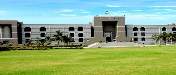 HC notice to Gujarat government on pleas challenging age norm for Class ...