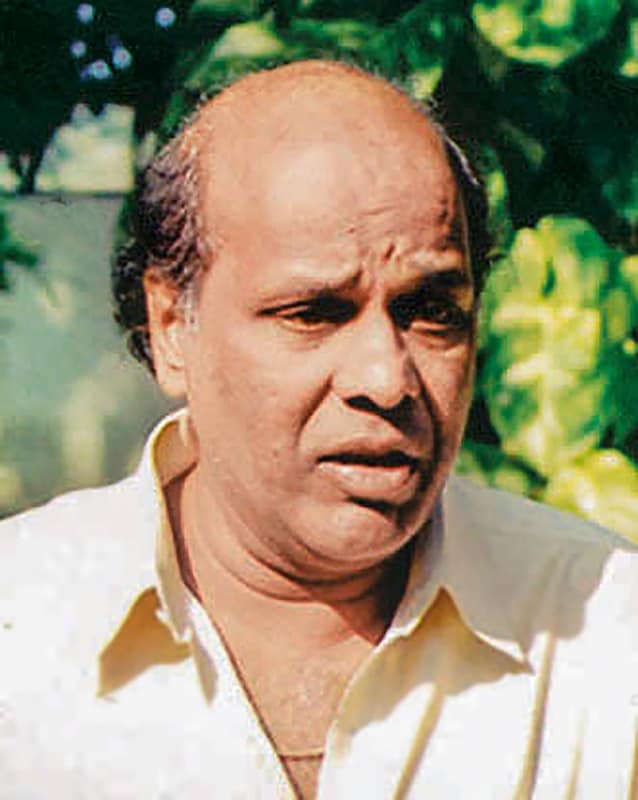  Rahat Indori  | Famous Urdu poet died of a heart attack n August 11. He was 70. Indori was being treated for COVID-19. With a 50-year career in poetry, Indori was known for the lyrics of songs like 