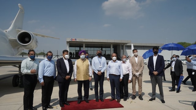 Bird Execujet In pictures: Delhi Airport opens an exclusive terminal for private jets ...