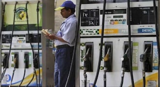 Petrol price unchanged at Rs 95.41 in Delhi, diesel stands at Rs 86.67