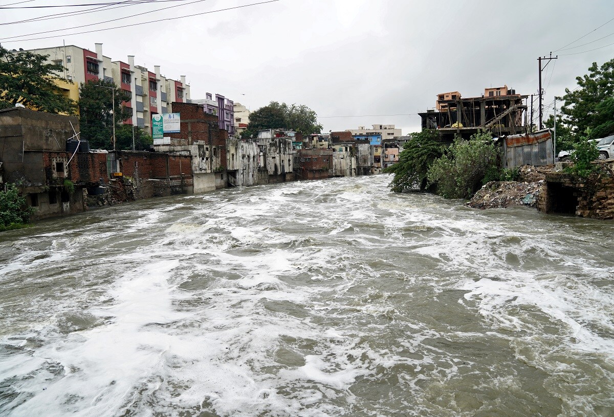 In pictures: Heavy rains wreak havoc in Hyderabad - cnbctv18.com