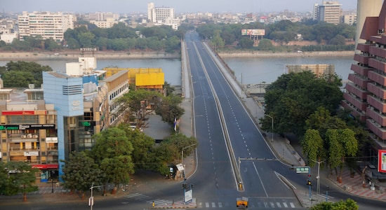 These states announced partial lockdown over the weekend, Maharashtra planning to These states announced partial lockdown over the weekend, Maharashtra planning to
