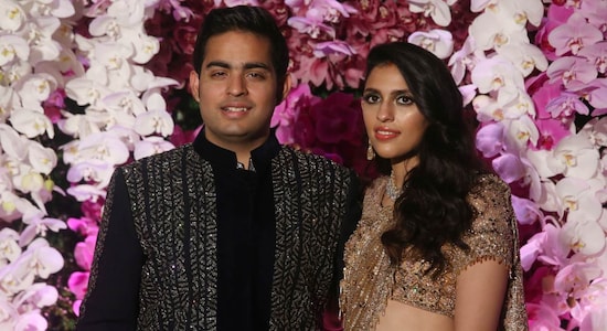 Anant Ambani, Radhika Merchant get engaged in traditional roka ceremony ...