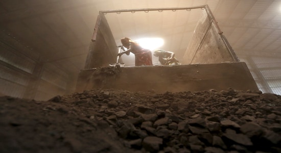 Coal India, Coal India share price, stock market, coal india announced interim dividend Coal India, Coal India share price, stock market, coal india announced interim dividend