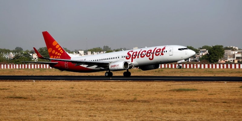 Aviation Minister flies on SpiceJet's Delhi-Gwalior special flight using 737 Max plane