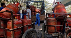 Oil companies slash commercial LPG prices by ₹19: Check revised rates in Delhi, Mumbai, Chennai, Kolkata