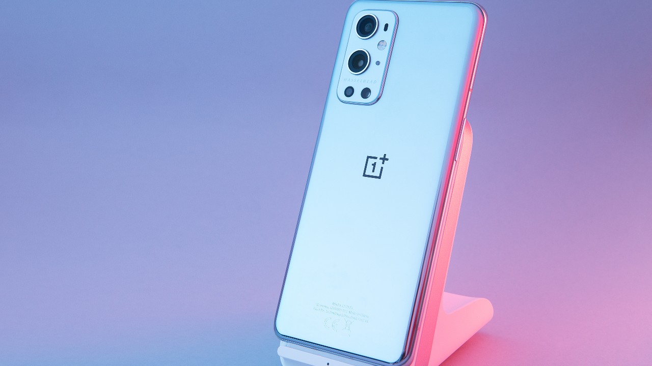 ONE brand new top OnePlus 9