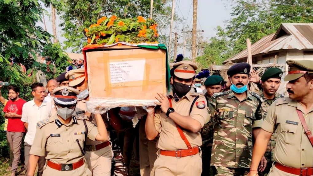 Naxals claim missing CoBRA commando in their captivity