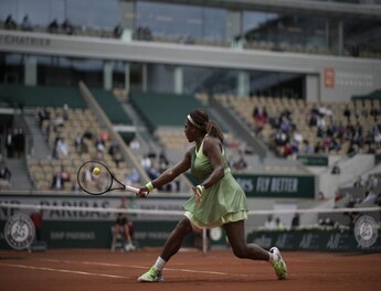 French Open: Serena Williams falls in straight sets; Daniil