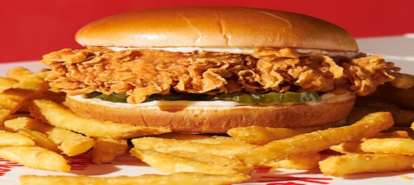KFC, Pizza Hut operator Sapphire Foods trims listing gains; trades 6% higher
