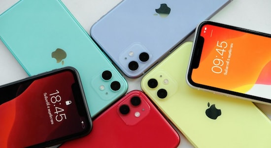 Apple iPhone 12, iPhone 12 mini, iPhone 11, iPhone SE available on sharp discounts on Flipkart Big Saving Days sale; check details