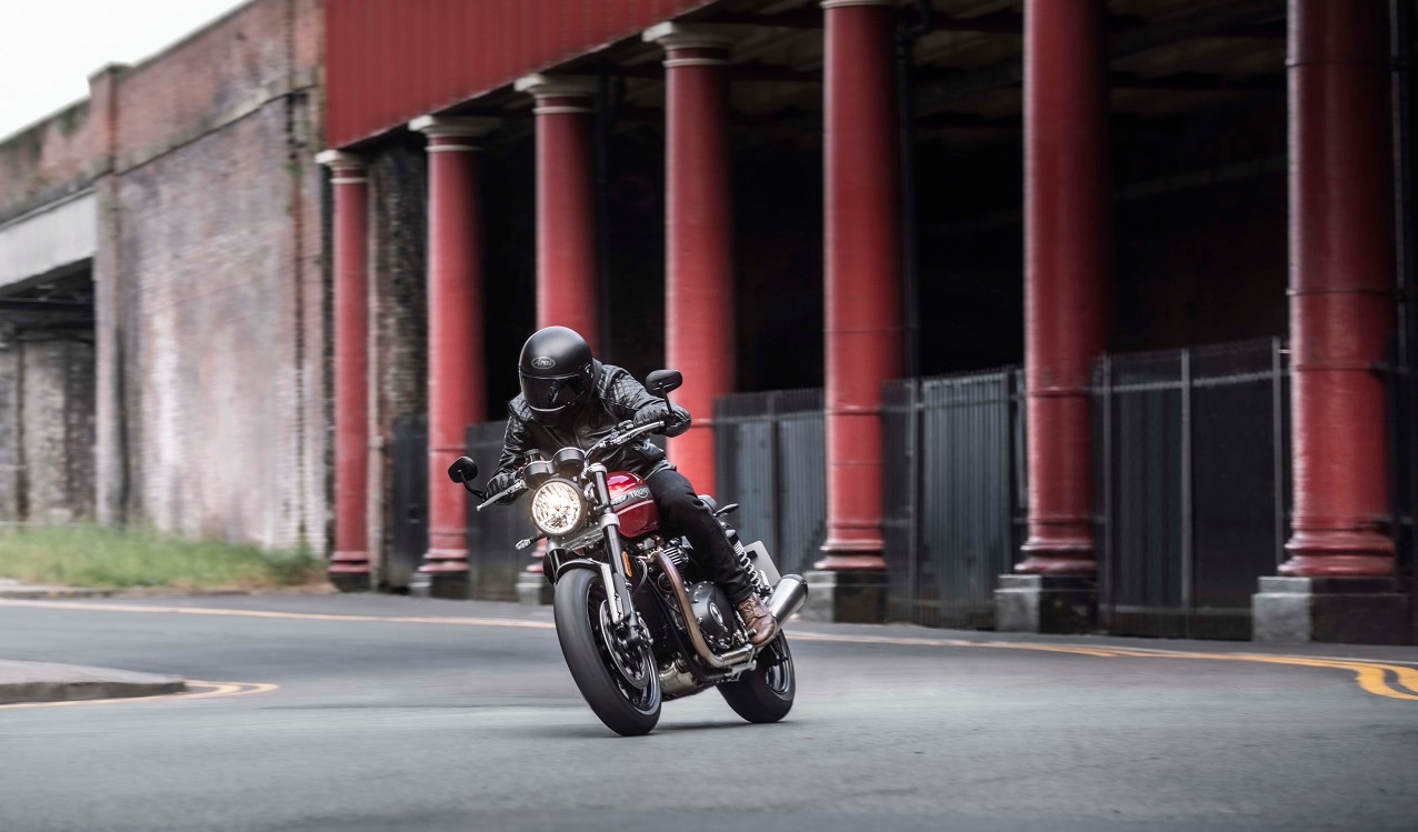 Triumph Bonneville Speed Twin launched: Check out pictures and  specifications