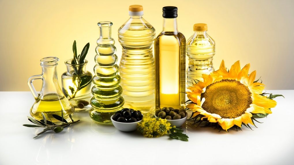 cooking oils to get cheaper by next week as brands cut mrps by up to rs 20 a litre