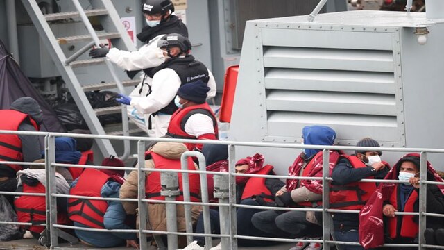 Migrant boat capsizes in English Channel, at least 31 dead - CNBC TV18