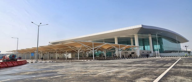 Delhi airport all set to retain the biggest airport in India tag