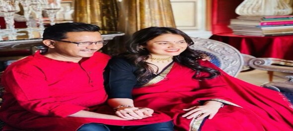 Tina Dabi, 2015 IAS topper announces engagement on Instagram; to get married in April