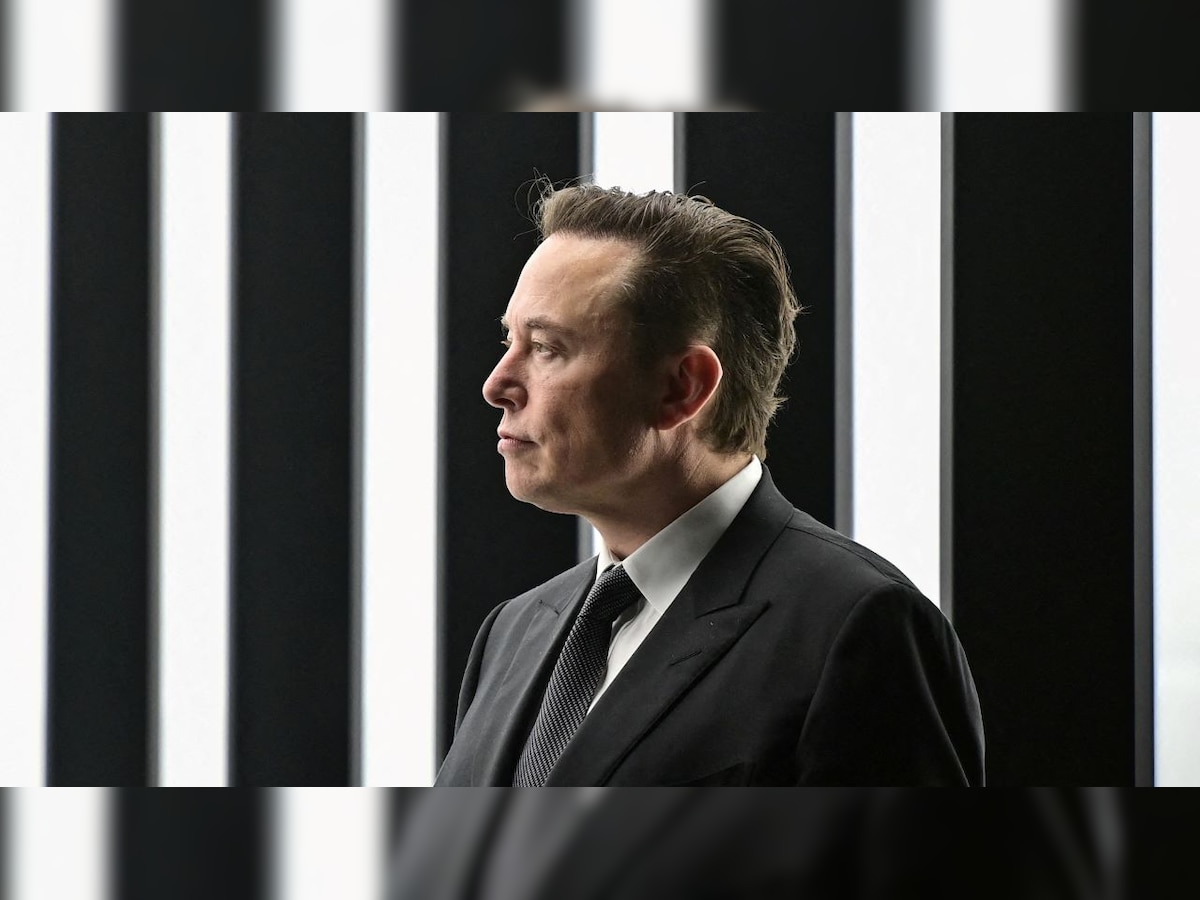 Elon Musk and Bernard Arnault – the world's 2 richest people – had the  ultimate power lunch in Paris on Friday