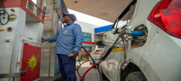 IGL cuts CNG prices in Delhi by Rs 2.5 per kg to ₹74.09