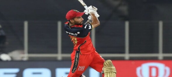 Rajat Patidar’s magnificent ton takes RCB closer to IPL 2022 trophy. He went unsold in this year’s mega auction Rajat Patidar’s magnificent ton takes RCB closer to IPL 2022 trophy. He went unsold in this year’s mega auction