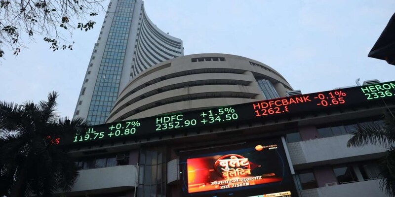 Sensex and Nifty50 recover much of day's losses in a volatile session — LIC hits record low