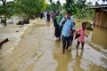 Boat carrying flood-affected people capsizes in Assam; 3 children missing
