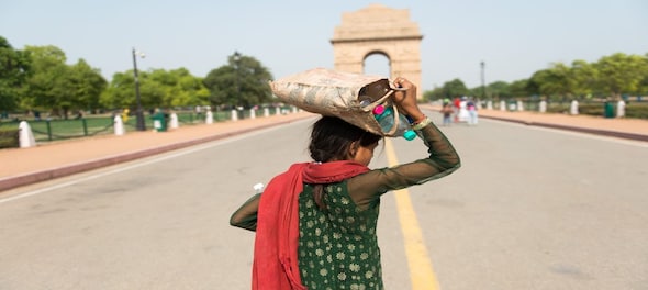 Delhi's minimum temperature settles at 29.7 degrees C, light thunderstorms likely