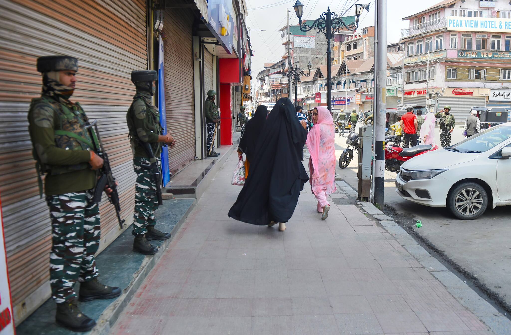 Security personnel on duty during a strike against controversial remarks by two now-suspended BJP leaders about Prophet Mohammad, in Srinagar, Friday, June 10, 2022.