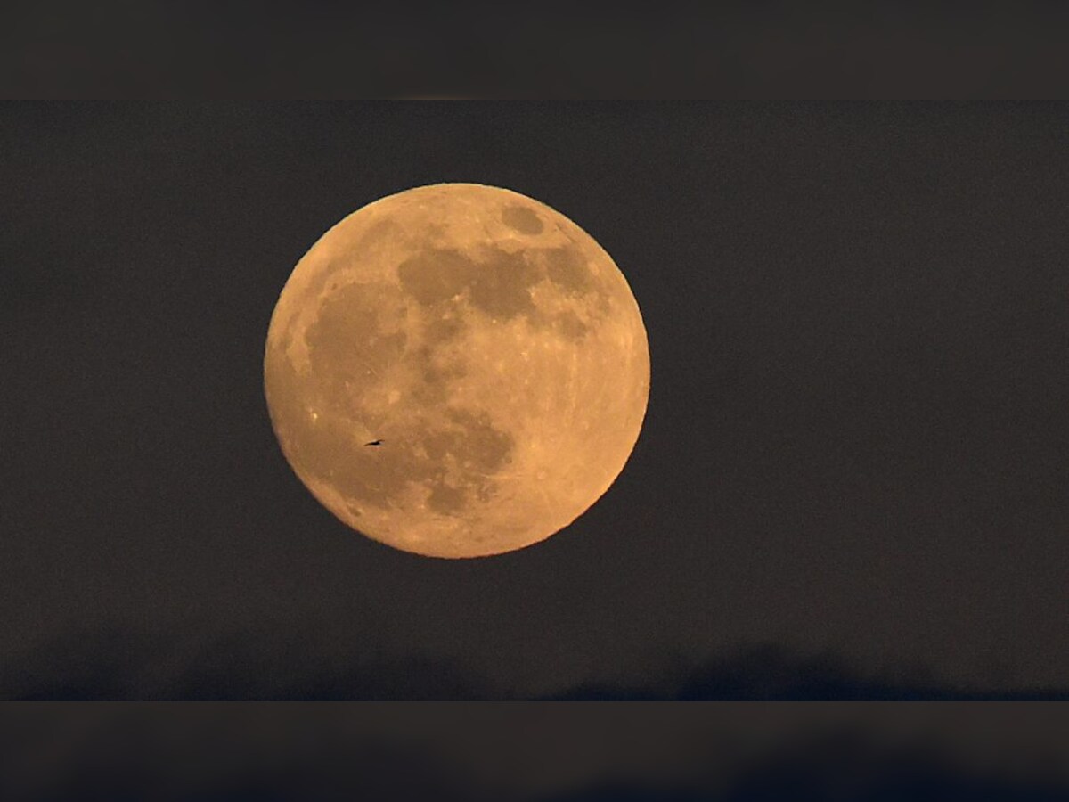 Full Moon On Christmas Eve 2022 Strawberry Moon To Appear In Sky Today. How Rare Is This Phenomenon?