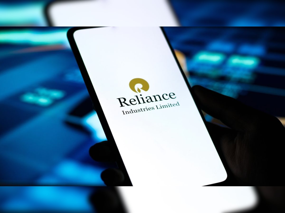 Reliance Industries announces holiday for all its offices on January 22
