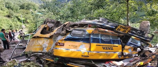 12 killed, 3 injured as bus falls into gorge in Kullu