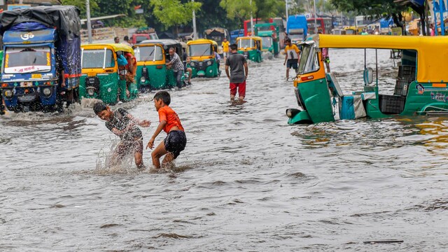 Weather Update Today Heavy Rains Lash Mumbai — Imd Issues Alert In