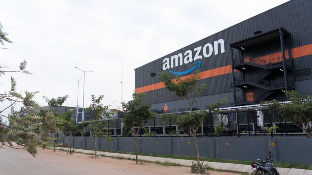 Amazon builds $120 million satellite processing hub in Florida for ...
