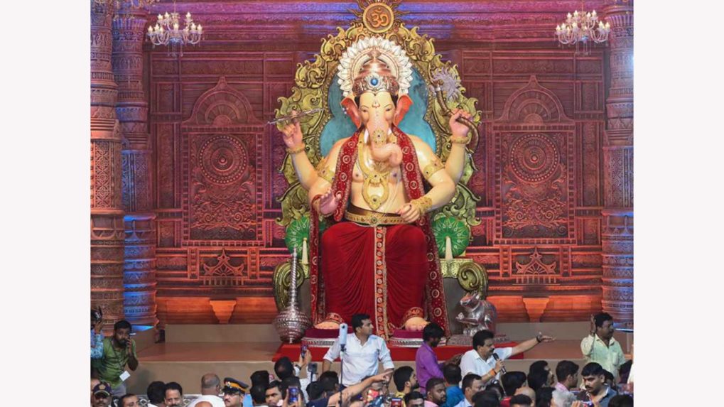 Ganpati Bappa Morya! First glimpse of Lalbaugcha Raja in Mumbai as ...