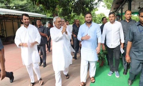 Nitish Kumar friends with Lalu Yadav again — key points of the Bihar CM’s political journey