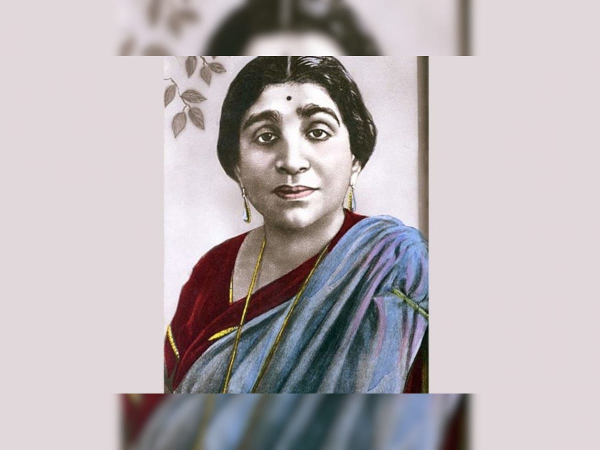 Sarojini Naidu 144th Birth Anniversary: Best Quotes And Verses We ...
