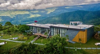 Glass Houses in India: The allure of modern living