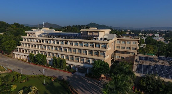 Top 10 Companies That Pay The Highest Tax In India CNBC TV18 top-10-companies-that-pay-the-highest-tax-in-india-cnbc-tv18