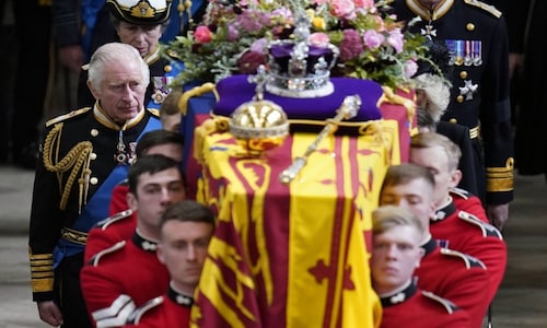 In Pics | Britons bid adieu to Queen Elizabeth II, end funeral service with UK national anthem