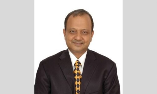 Vinod Aggarwal elected as new SIAM President