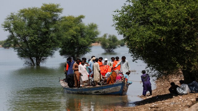 Explained: 50 lakh people in India, Pakistan at risk of flooding from ...