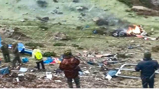 7 dead in chopper crash in Uttarakhand's Kedarnath - CNBC TV18