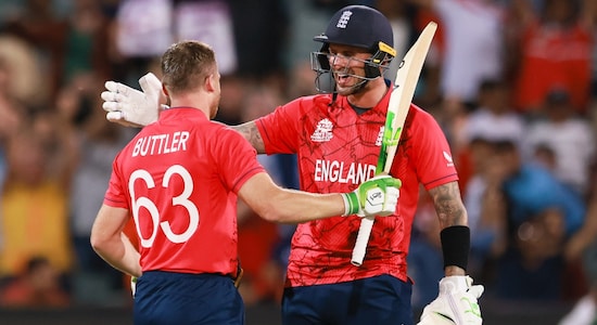 Indian bowlers failed to seperate Alex Hales and Jos Buttler. While Hales remained unbeaten on 86 in 47 balls, Buttler remained unconqured on 80 in 49 deliveries. The two batsmen made a mockery of the target as England romped home in just 16 overs with all 10 wickets intact. as England set up the final's date with Pakistan on Sunday at the MCG. (Image: )