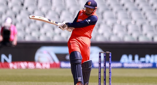 The Dutch were off to a soild start as the openening pair of Max ODowd and Stephan Myburgh put a 58-run partnership. The pair was seperated when Aiden Markram dismissed Myburgh in the 9th over. The Netherlands were 58/1. (Image: AP)