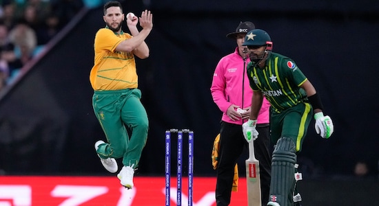 Pakistan and South Africa locked horns in a Group 2 match of the Super 12 stage of the ICC T20 World Cup 2022 at the Sydney Cricket Ground. Pakistan captain Babar Azam won the toss and elected to bat first. (Image: AP)